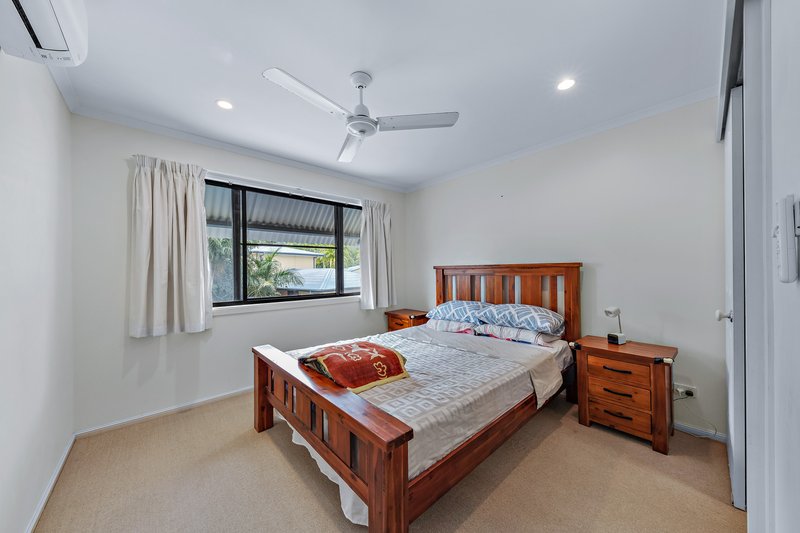 Photo - 9/16 Beach Road, Cannonvale QLD 4802 - Image 11