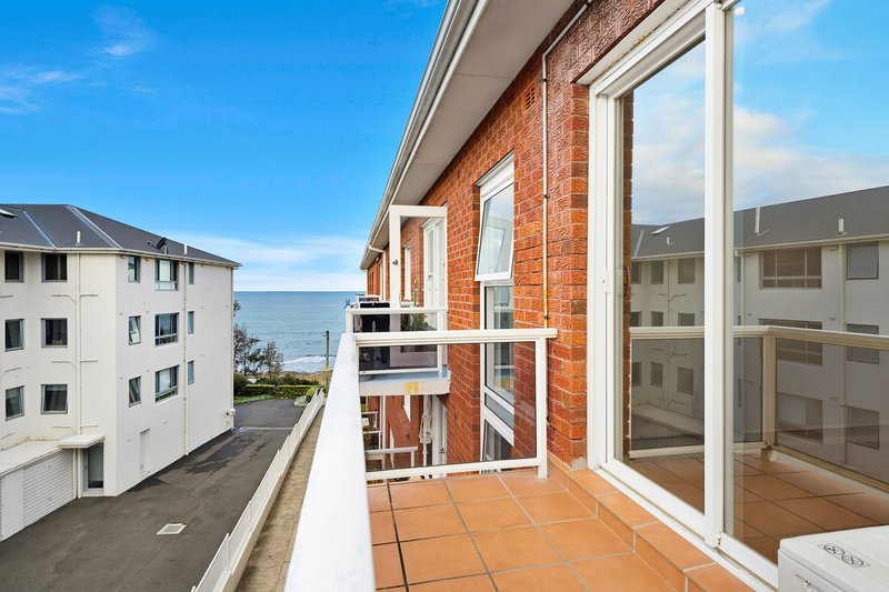 Photo - 9/16 Coast Avenue, Cronulla NSW 2230 - Image 5
