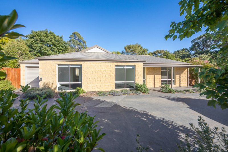 9/16 Corinella Road, Woodend VIC 3442