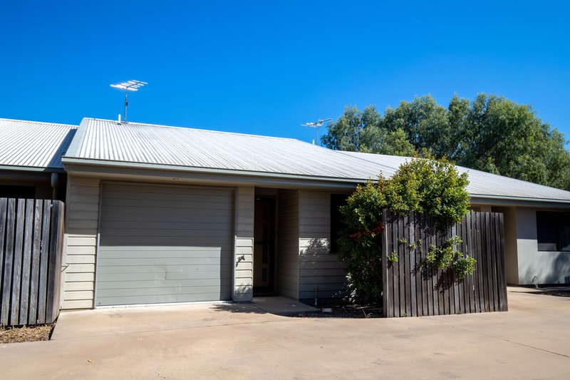 Photo - 9/16 Riverview Street, Emerald QLD 4720 - Image 2