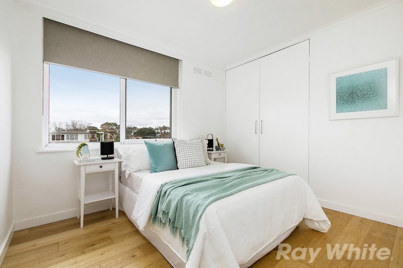 Photo - 9/17 Howitt Street, South Yarra VIC 3141 - Image 6