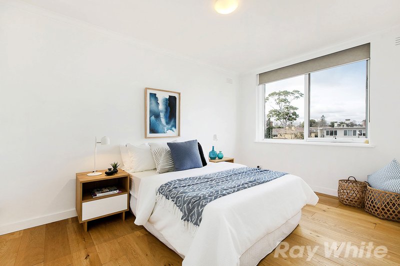 Photo - 9/17 Howitt Street, South Yarra VIC 3141 - Image 7