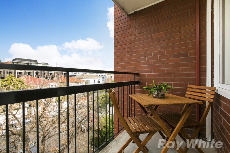 Photo - 9/17 Howitt Street, South Yarra VIC 3141 - Image 8