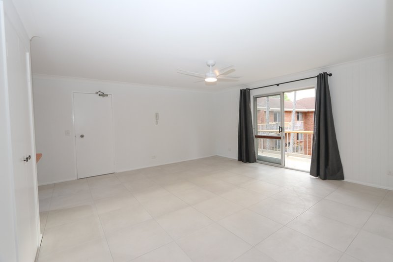 Photo - 9/175 Muir Street, Labrador QLD 4215 - Image 3