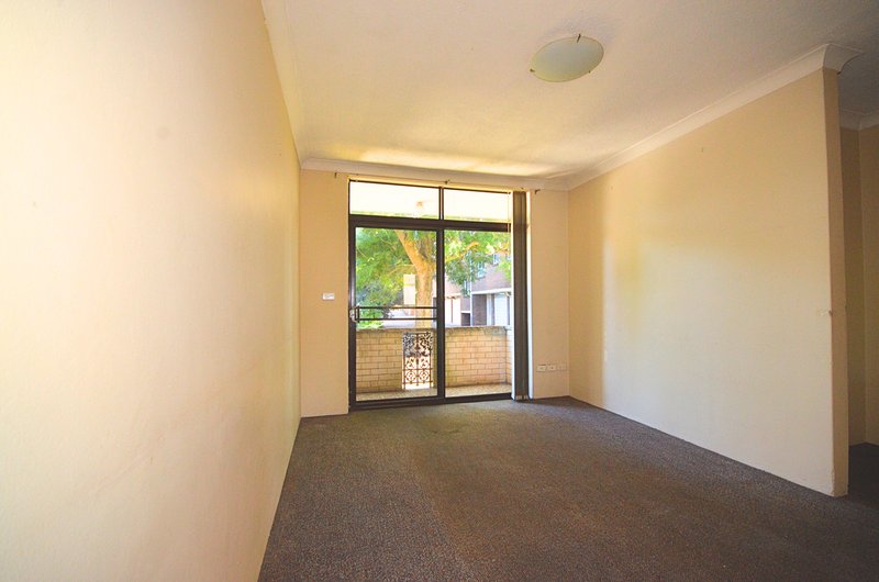 Photo - 9/18-20 Hutchinson Street, Granville NSW 2142 - Image 8