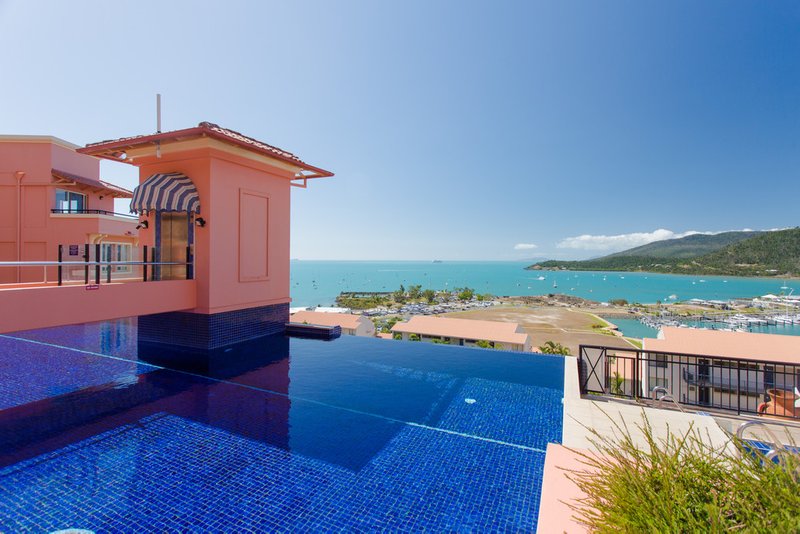 Photo - 9/18 Golden Orchid Drive, Airlie Beach QLD 4802 - Image 11