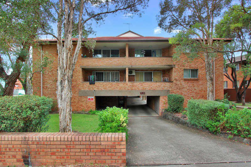 9/18 Sheffield Street, Merrylands NSW 2160