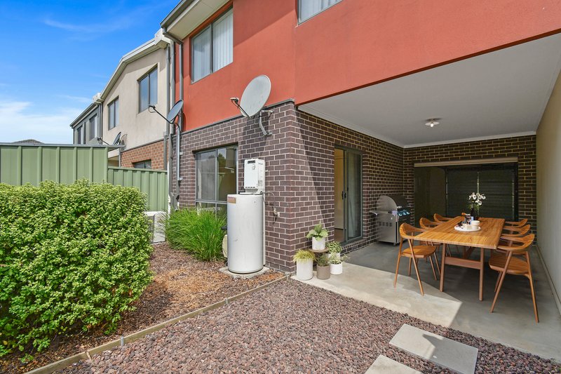 Photo - 9/180 Henry Road, Pakenham VIC 3810 - Image 11