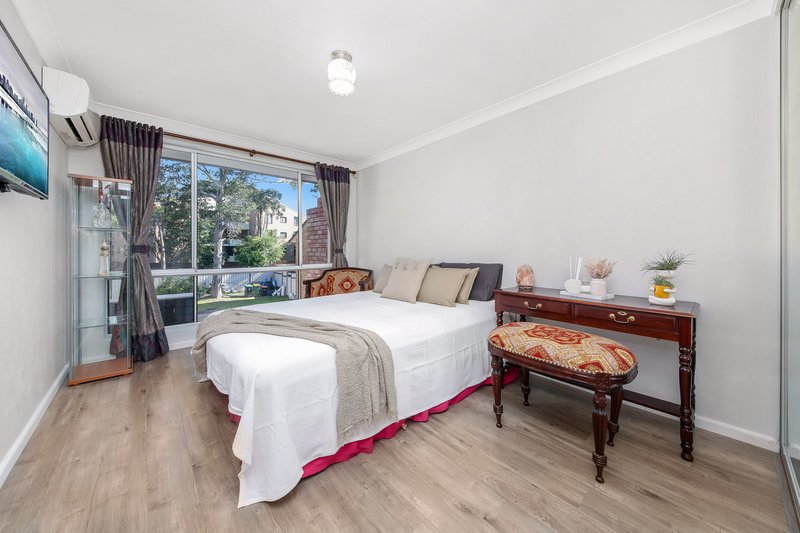 Photo - 9/19 Dellwood Street, Bankstown NSW 2200 - Image 4