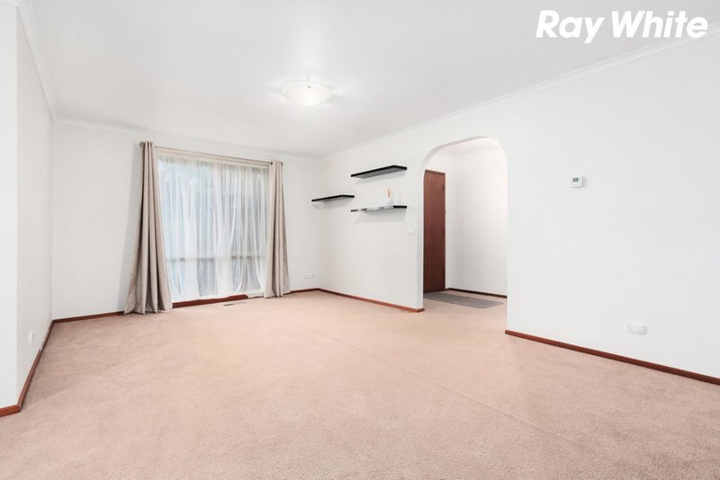 Photo - 9/19 Eagle Drive, Pakenham VIC 3810 - Image 3