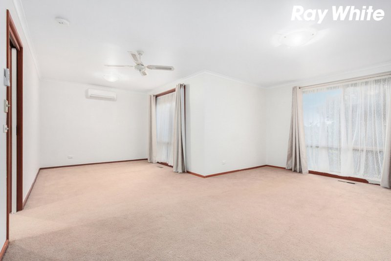 Photo - 9/19 Eagle Drive, Pakenham VIC 3810 - Image 4