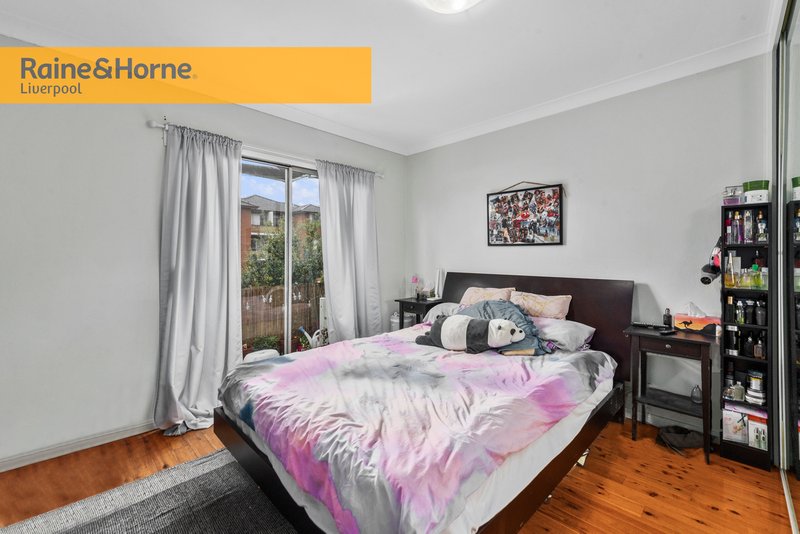 Photo - 9/19 Hart Street, Warwick Farm NSW 2170 - Image 4