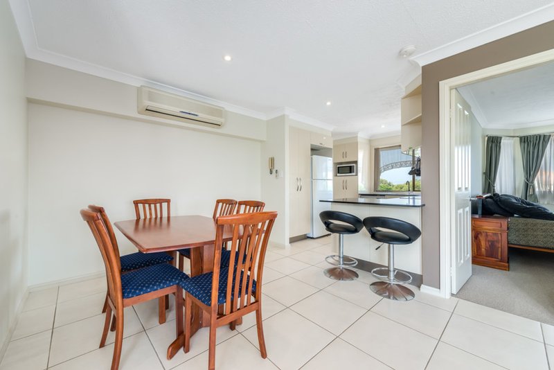 Photo - 9/19 Parr Street, Biggera Waters QLD 4216 - Image 4