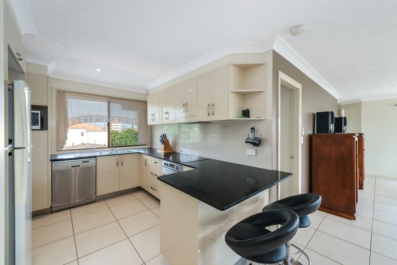 Photo - 9/19 Parr Street, Biggera Waters QLD 4216 - Image 5