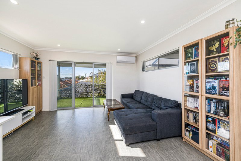 Photo - 9/19 Streatham Street, Beckenham WA 6107 - Image 7
