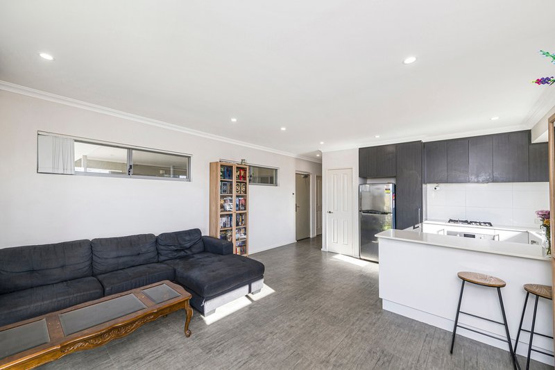Photo - 9/19 Streatham Street, Beckenham WA 6107 - Image 13