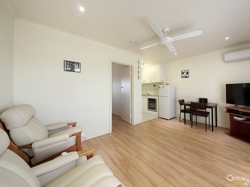 Photo - 9/194 Neerim Road, Carnegie VIC 3163 - Image 2