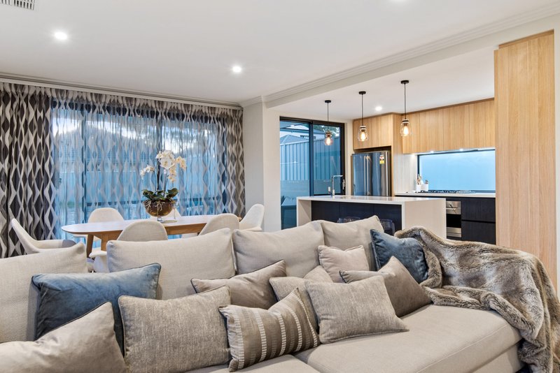 Photo - 91a Coogee Road, Ardross WA 6153 - Image 3