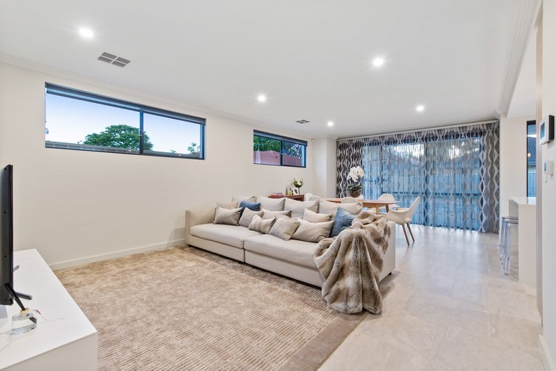 Photo - 91a Coogee Road, Ardross WA 6153 - Image 5