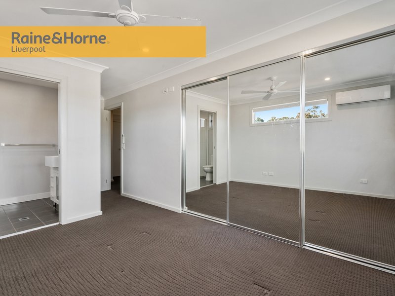 Photo - 91A Mary Ann Drive, Glenfield NSW 2167 - Image 5
