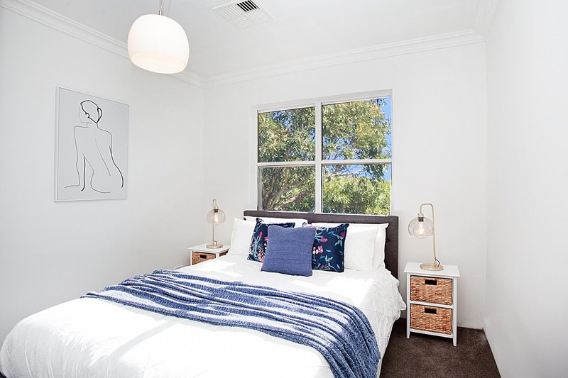 Photo - 91A Renwick Street, Alexandria NSW 2015 - Image 9