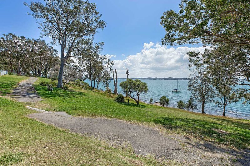 Photo - 91A Watkins Road, Wangi Wangi NSW 2267 - Image 6