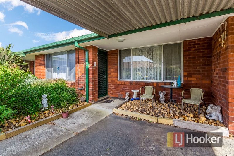 Photo - 9/2-4 Charles Street, Pakenham VIC 3810 - Image 8