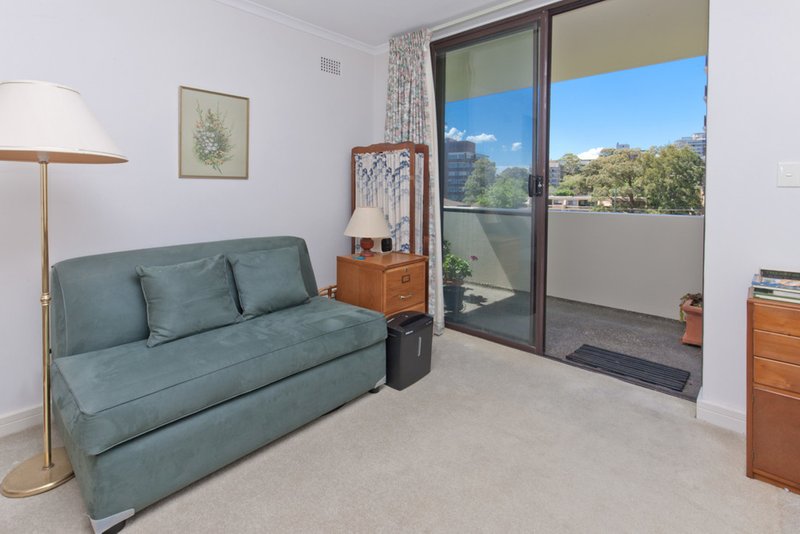 Photo - 9/2-4 Highview Avenue, Neutral Bay NSW 2089 - Image 8