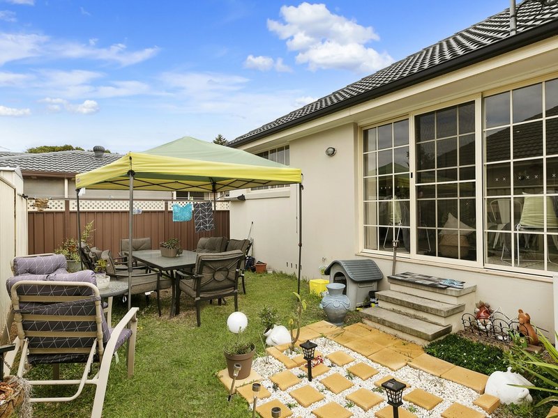 Photo - 9/2-4 Lake Street, Budgewoi NSW 2262 - Image 9