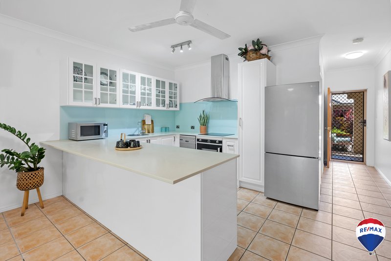 Photo - 9/2-4 Oyster Court, Trinity Beach QLD 4879 - Image 3