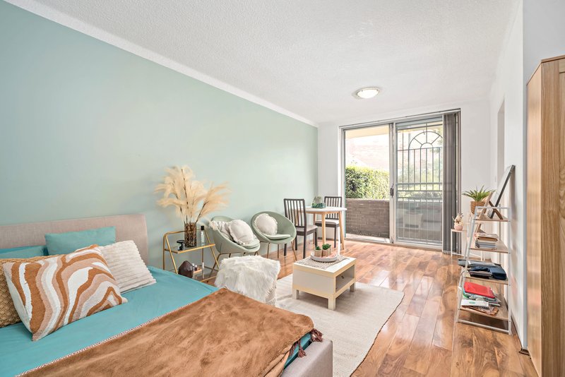 Photo - 9/2-6 Brown Street, Newtown NSW 2042 - Image 2