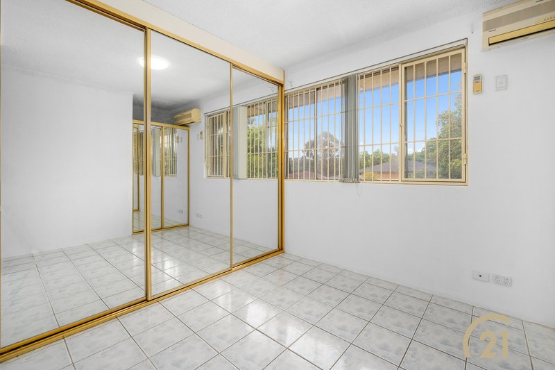 Photo - 9/2-6 Waterside Crescent, Carramar NSW 2163 - Image 4