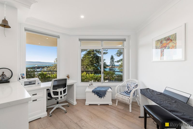 Photo - 9/2-8 Harbour Street, Wollongong NSW 2500 - Image 9