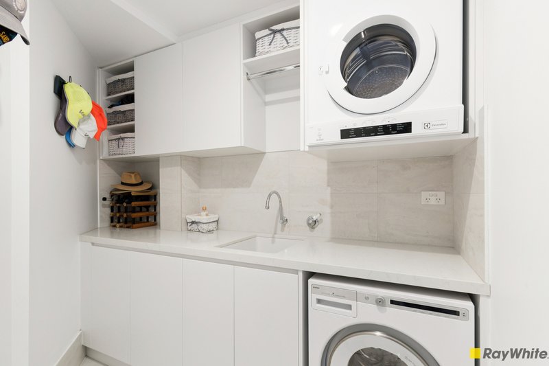 Photo - 9/2-8 Harbour Street, Wollongong NSW 2500 - Image 13