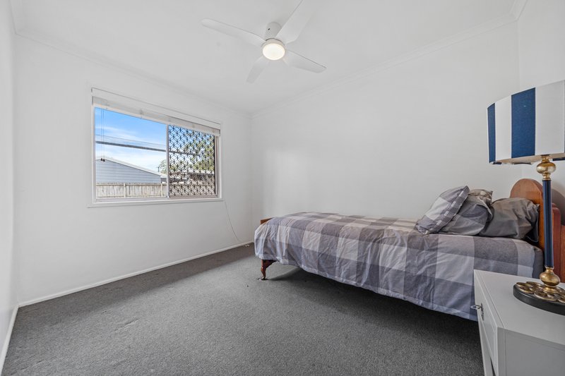Photo - 92 Adelaide Circuit, Beenleigh QLD 4207 - Image 8