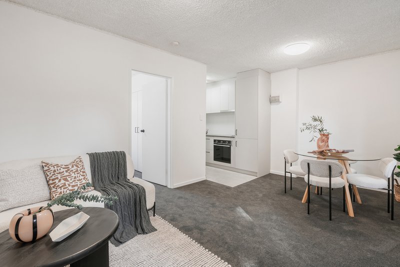 Photo - 9/2 Alice Street, Coburg VIC 3058 - Image
