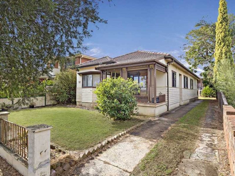 92 Balmoral Avenue, Croydon Park NSW 2133