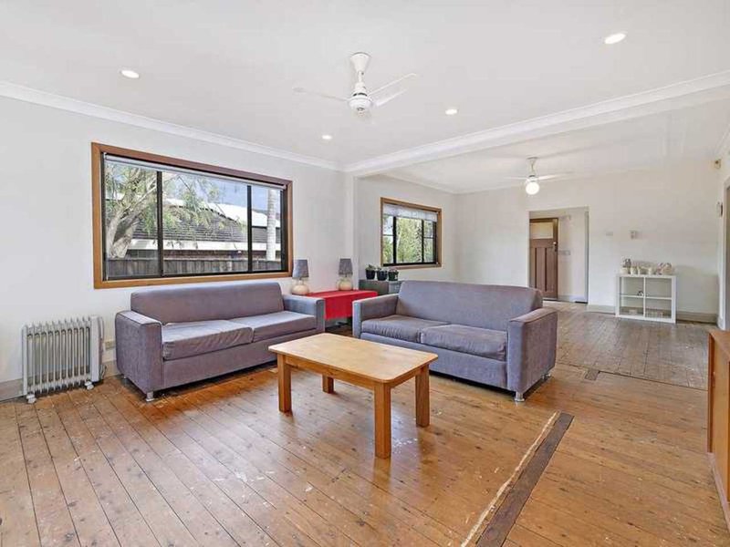 Photo - 92 Balmoral Avenue, Croydon Park NSW 2133 - Image 3