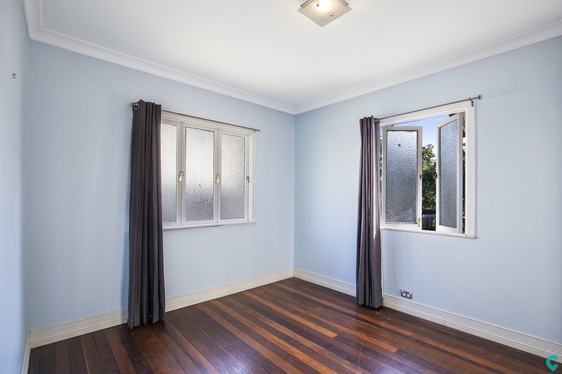 Photo - 92 Barton Street, Everton Park QLD 4053 - Image 11