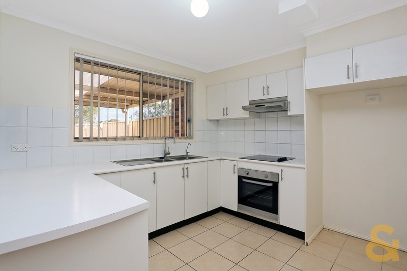 Photo - 9/2 Bayton St , Oxley Park NSW 2760 - Image 3