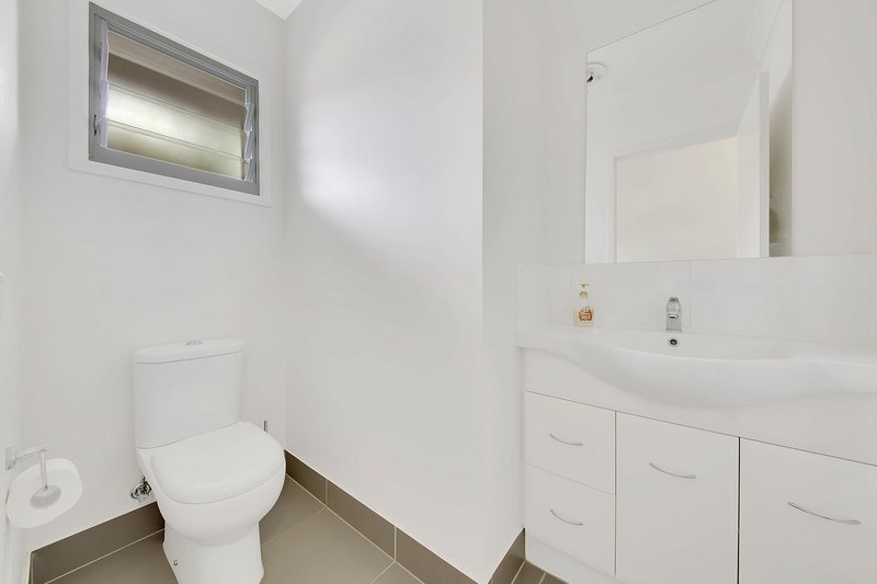 Photo - 9/2 Beezley Street, Glen Eden QLD 4680 - Image 7