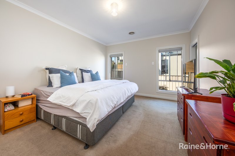 Photo - 92 Belleview Drive, Sunbury VIC 3429 - Image 9