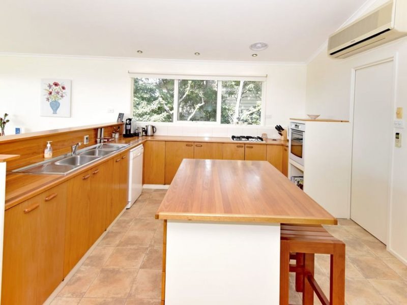 Photo - 92 Bluff Road, St Leonards VIC 3223 - Image 4