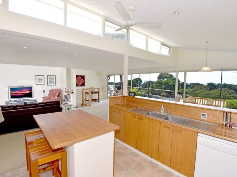 Photo - 92 Bluff Road, St Leonards VIC 3223 - Image 5