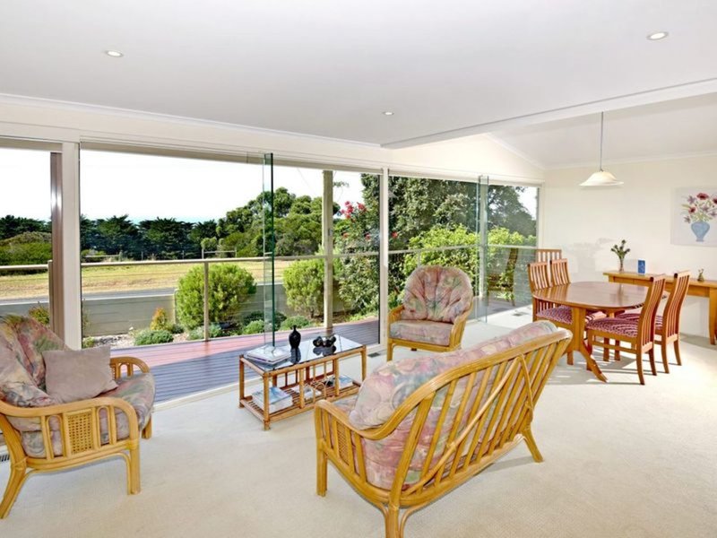 Photo - 92 Bluff Road, St Leonards VIC 3223 - Image 6