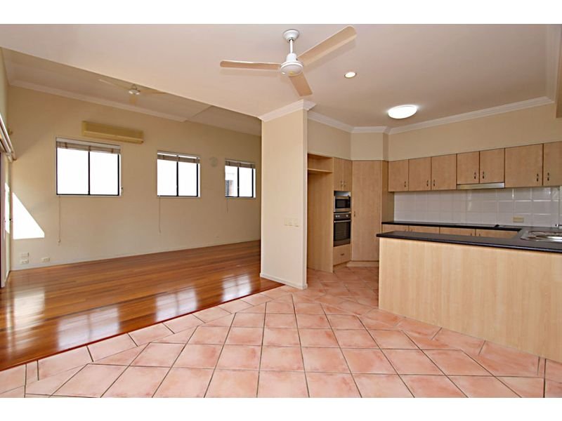 Photo - 9/2 Bronberg Court, Southport QLD 4215 - Image 10