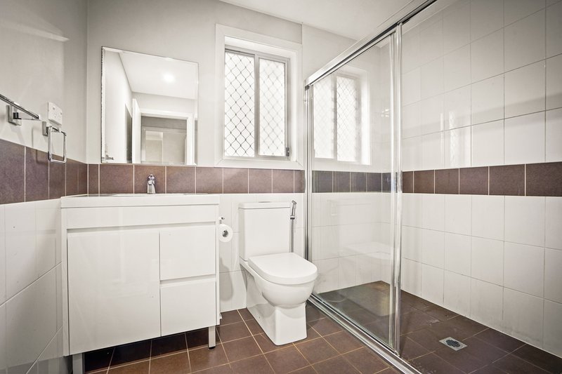Photo - 92 Carroll Crescent, Plumpton NSW 2761 - Image 7