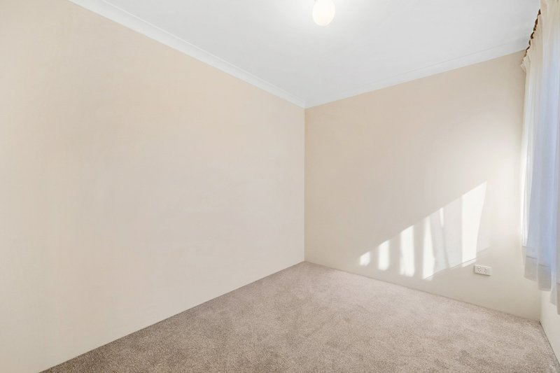 Photo - 9/2 Cerberus Avenue, Parkwood WA 6147 - Image 12