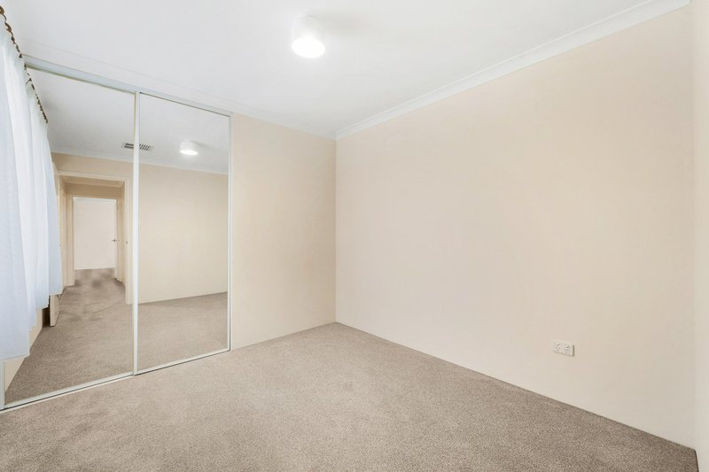 Photo - 9/2 Cerberus Avenue, Parkwood WA 6147 - Image 13