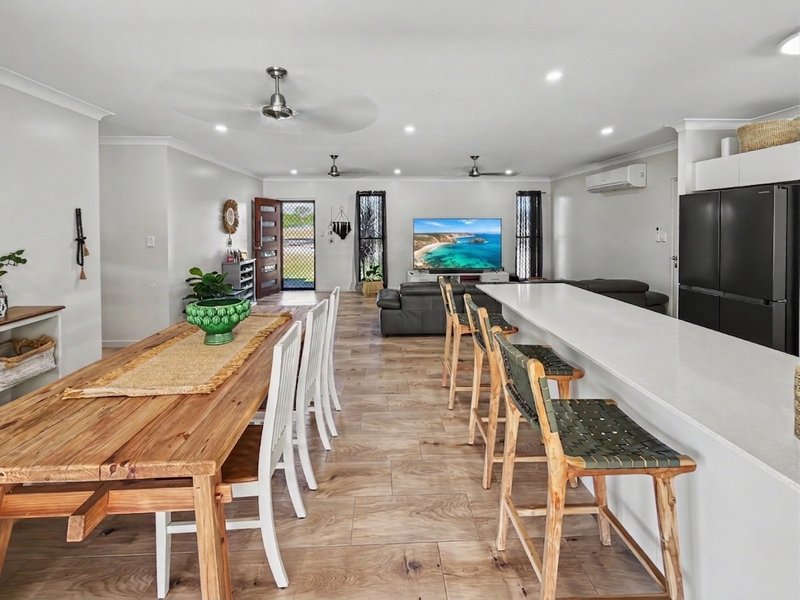 Photo - 92 Clifford Avenue, Yabulu QLD 4818 - Image 6
